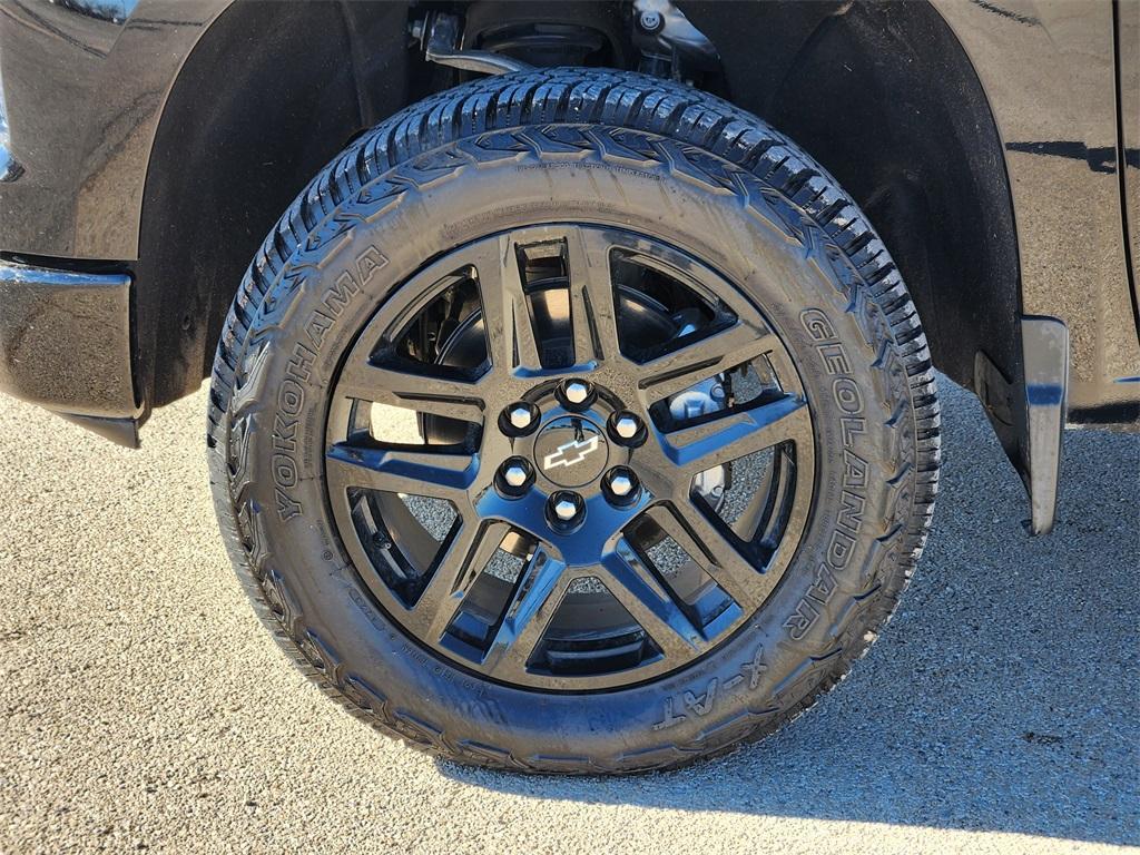 used 2025 Chevrolet Silverado 1500 car, priced at $53,555