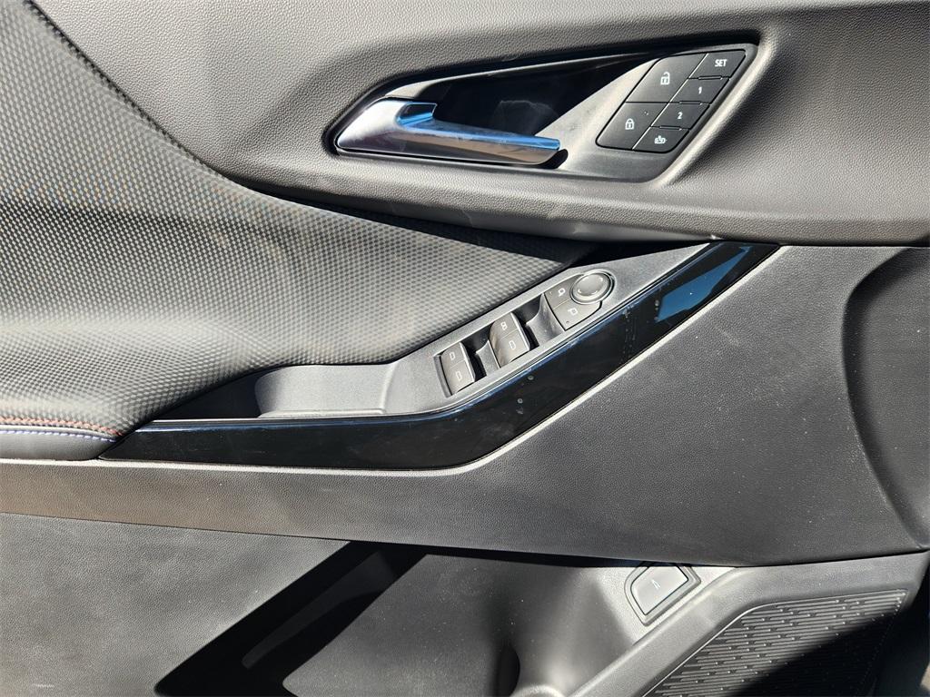 new 2026 Chevrolet Equinox car, priced at $35,907