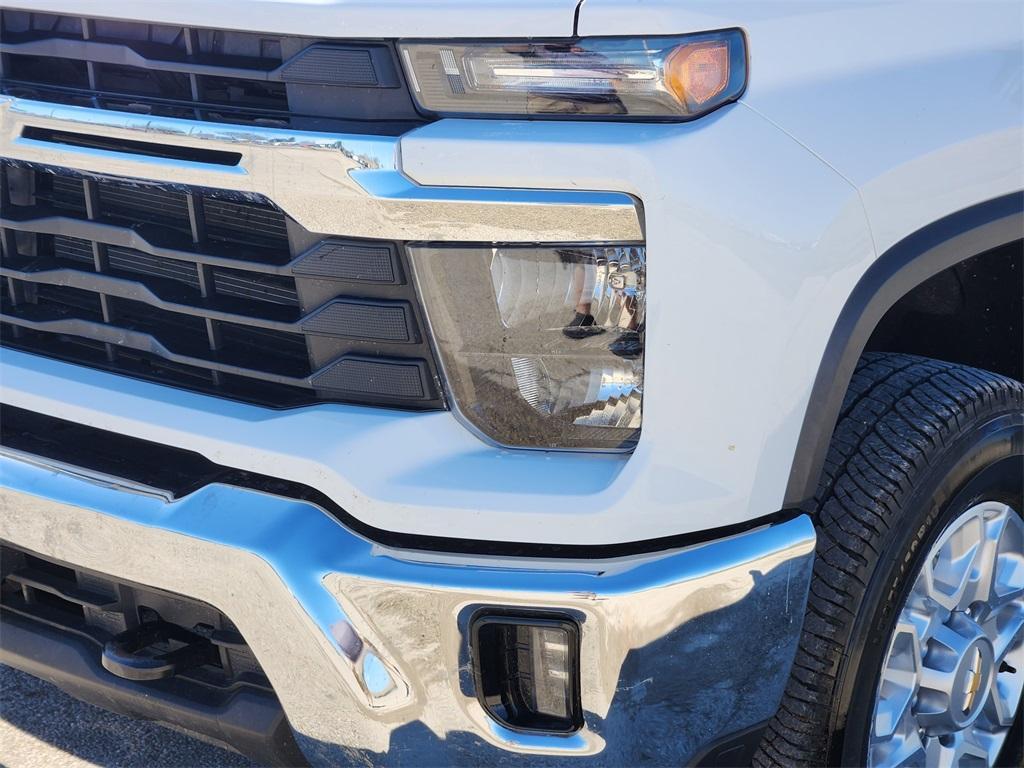 used 2024 Chevrolet Silverado 3500 car, priced at $55,558