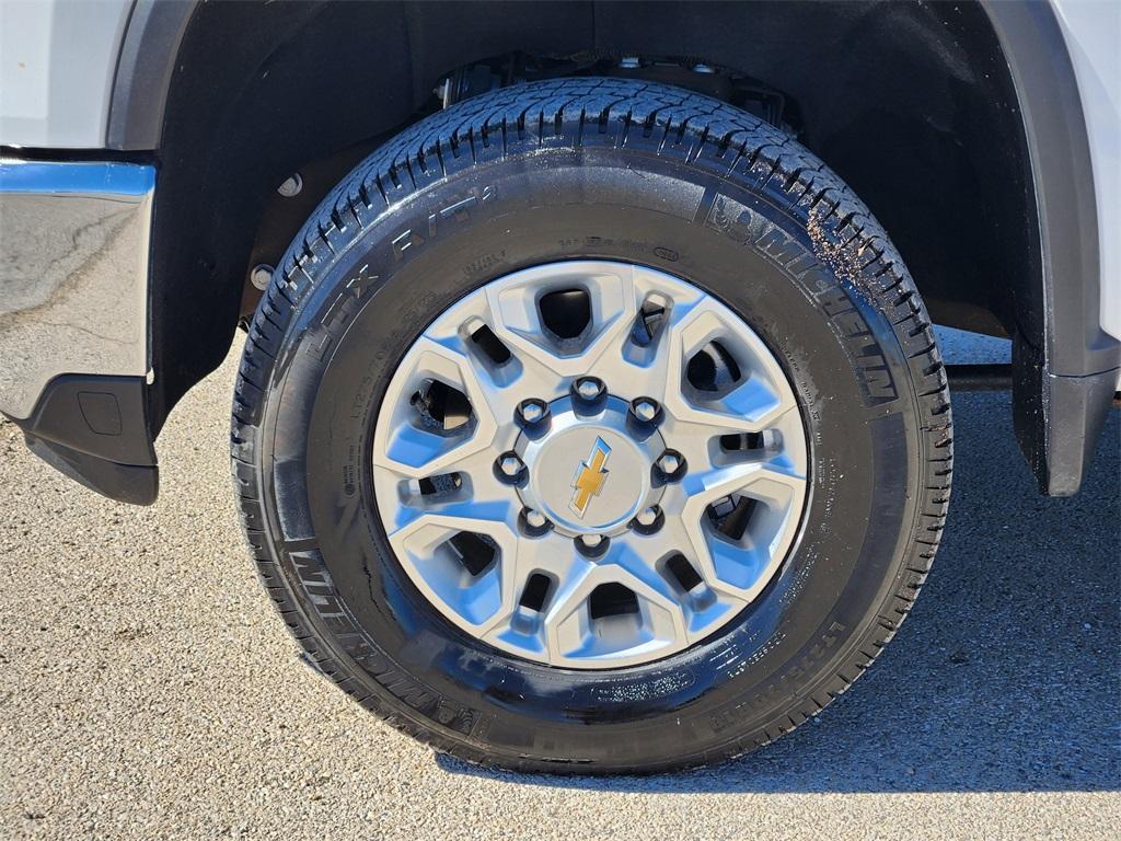 used 2024 Chevrolet Silverado 3500 car, priced at $55,558