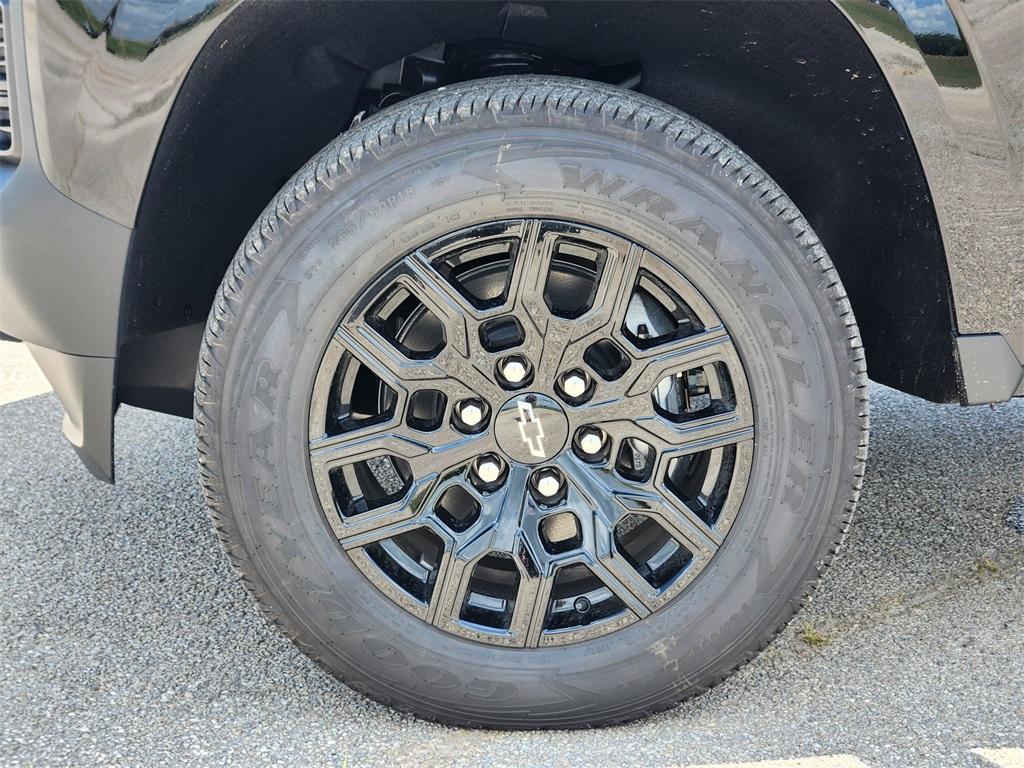 new 2025 Chevrolet Colorado car, priced at $32,109