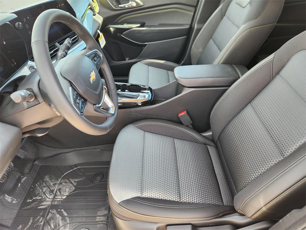 new 2026 Chevrolet Trax car, priced at $25,650
