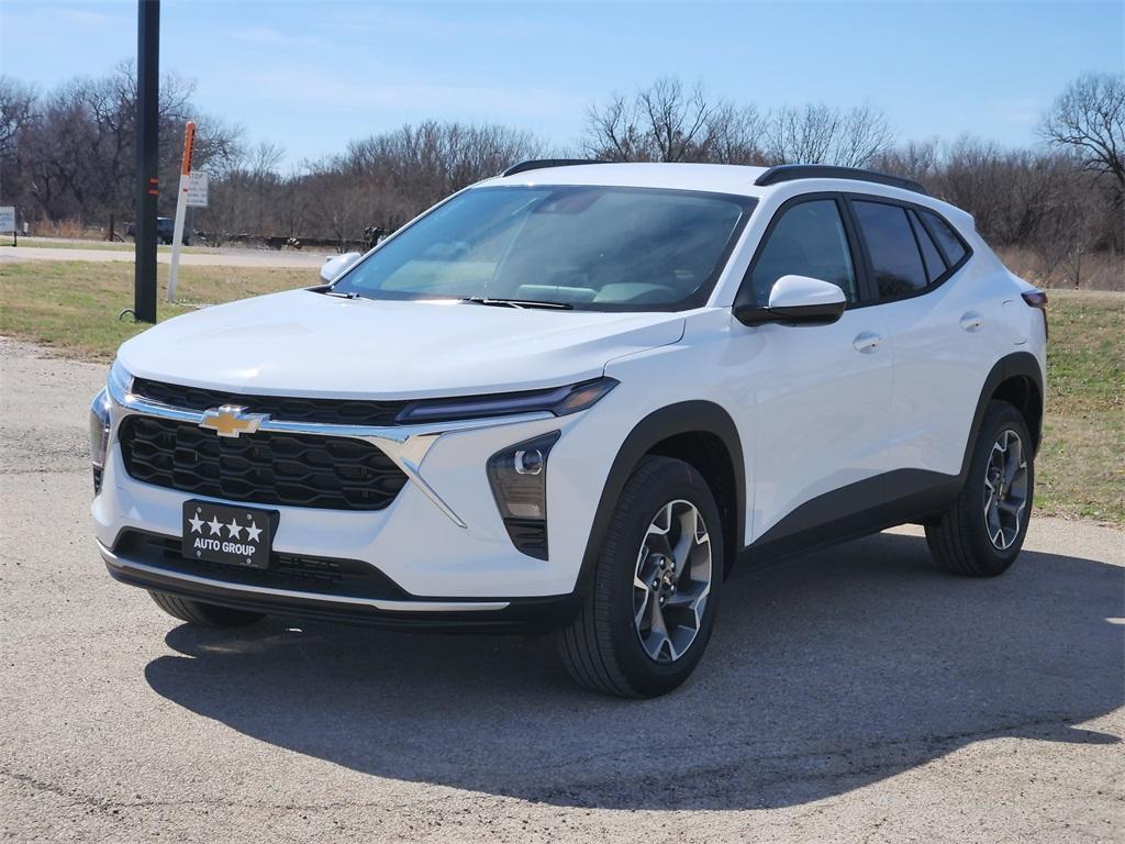 new 2026 Chevrolet Trax car, priced at $25,650