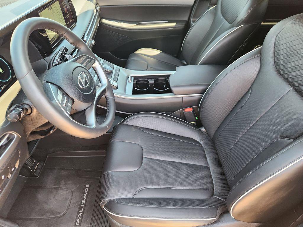 used 2025 Hyundai Palisade car, priced at $39,521