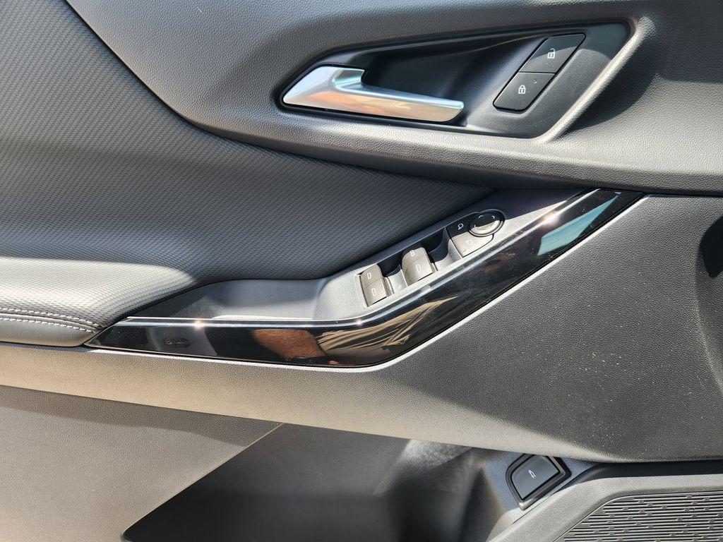 new 2026 Chevrolet Equinox car, priced at $34,842