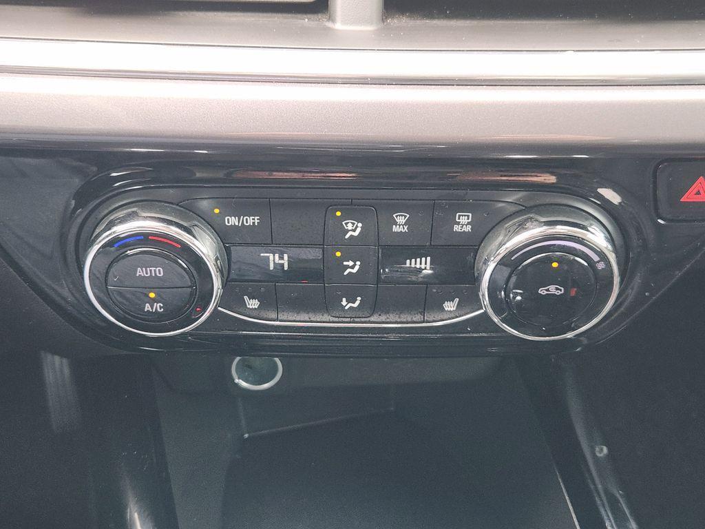 used 2025 Chevrolet Trax car, priced at $22,984