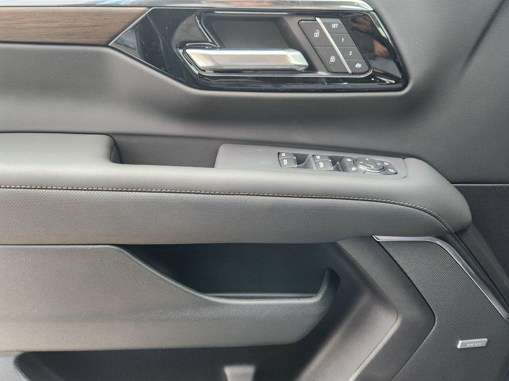 new 2026 Chevrolet Tahoe car, priced at $86,156