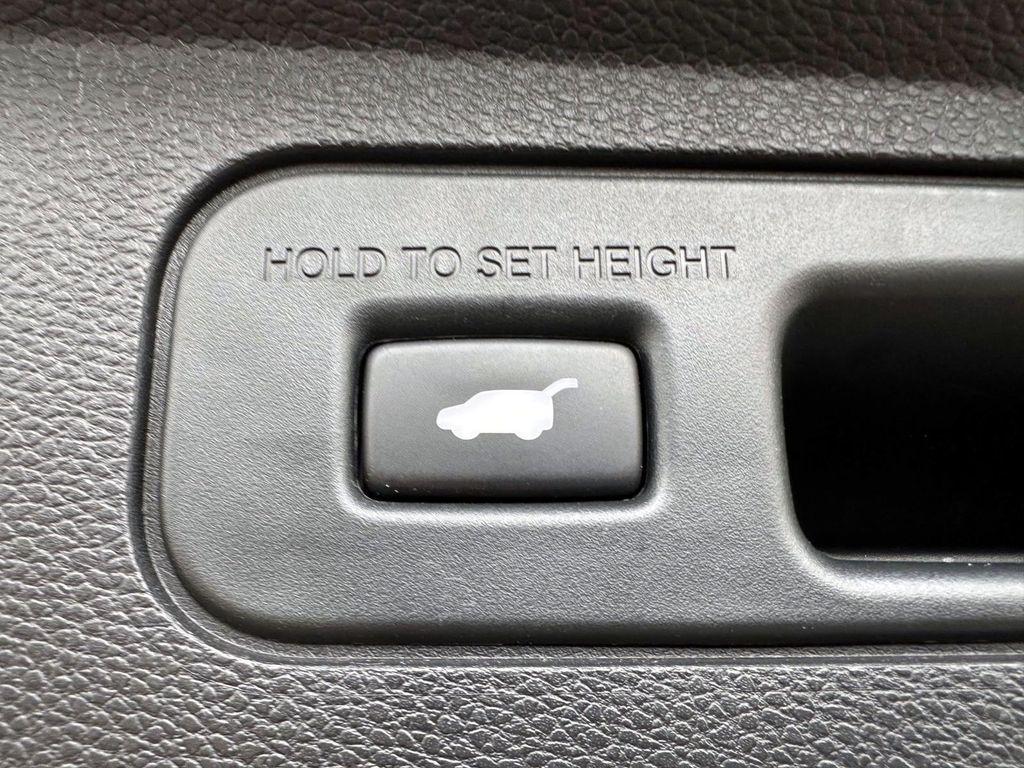 used 2023 Honda Odyssey car, priced at $34,999