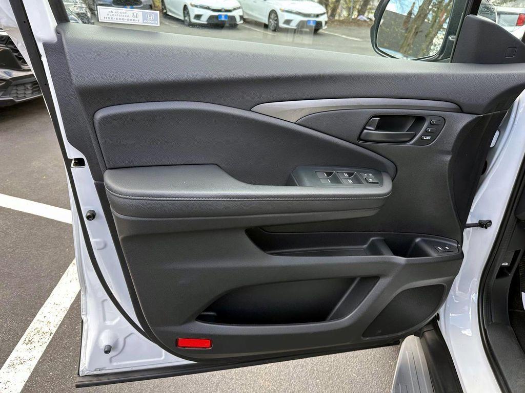 used 2023 Honda Passport car, priced at $31,999