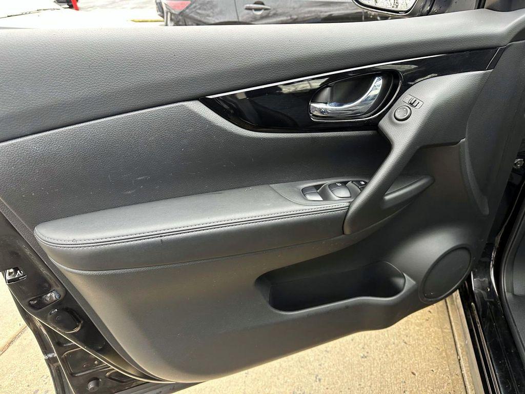 used 2019 Nissan Rogue Sport car, priced at $18,995