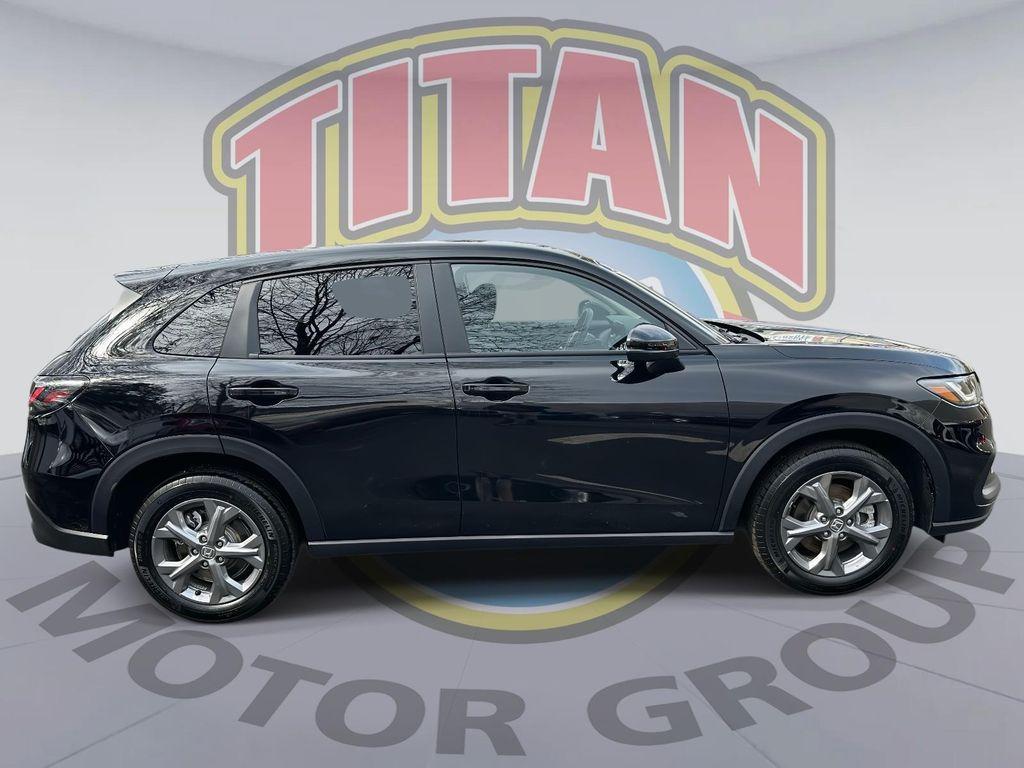 used 2026 Honda HR-V car, priced at $27,995