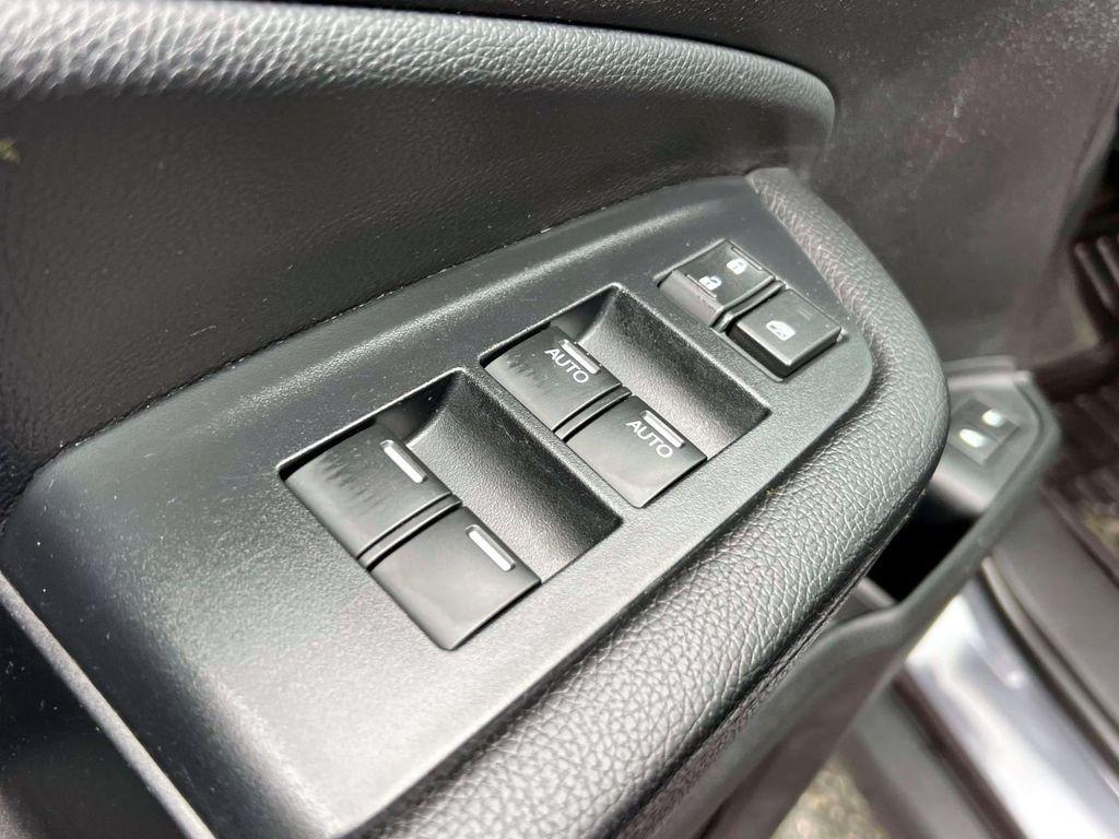 used 2022 Honda Pilot car, priced at $30,999