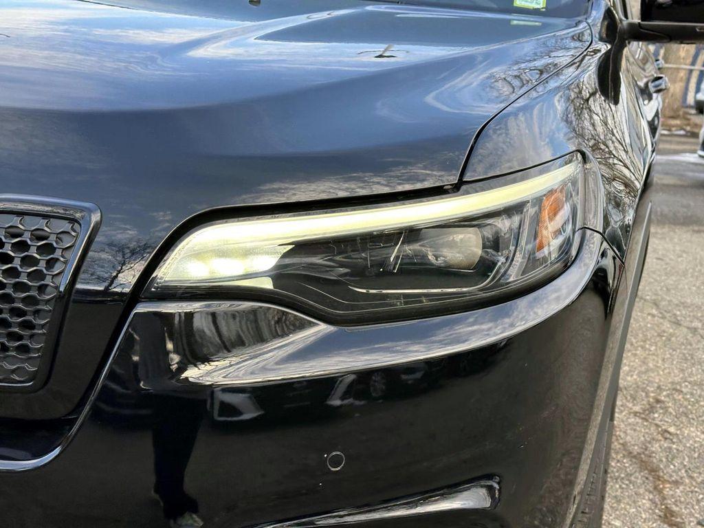 used 2023 Jeep Cherokee car, priced at $30,979