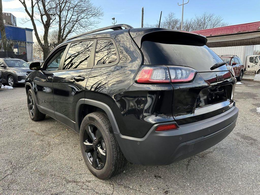 used 2023 Jeep Cherokee car, priced at $30,979