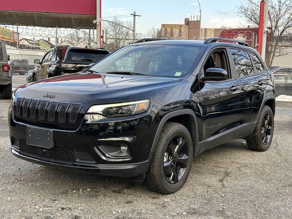 used 2023 Jeep Cherokee car, priced at $30,979