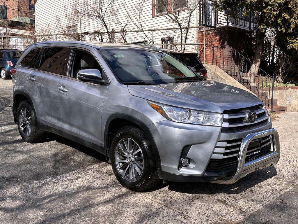 used 2019 Toyota Highlander car, priced at $27,997