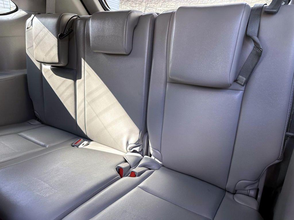 used 2019 Toyota Highlander car, priced at $27,997