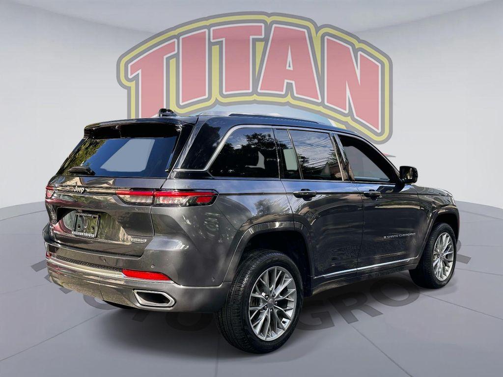 used 2022 Jeep Grand Cherokee car, priced at $41,172