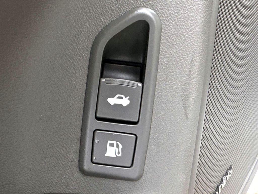 used 2009 Hyundai Sonata car, priced at $9,679