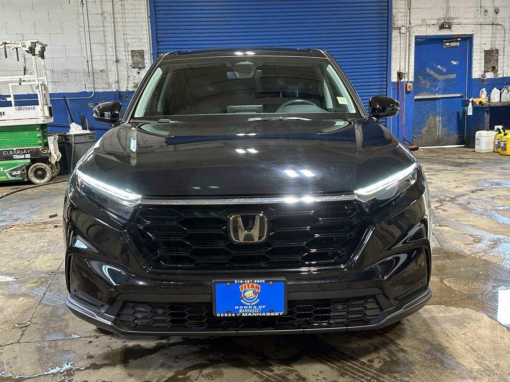 used 2025 Honda CR-V car, priced at $32,999