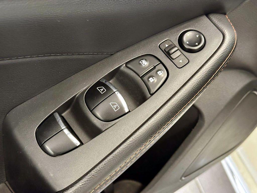 used 2022 Nissan Maxima car, priced at $22,353