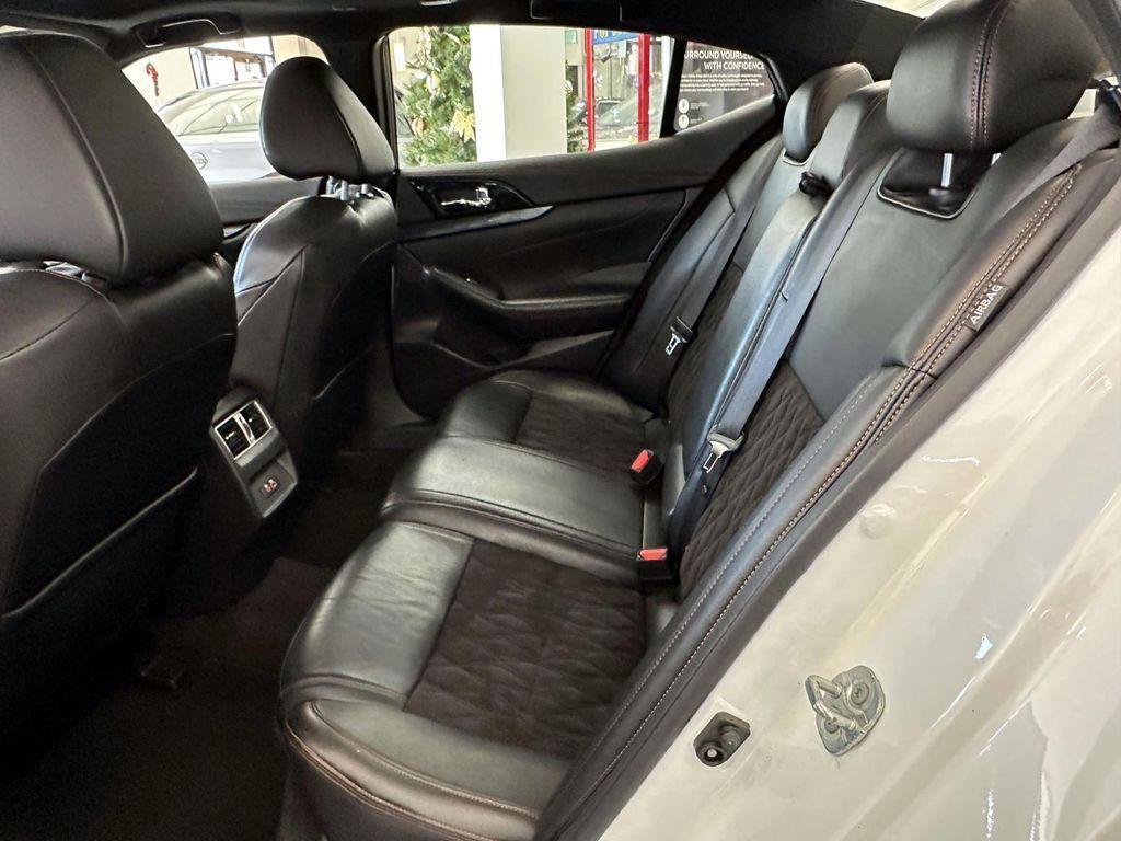 used 2022 Nissan Maxima car, priced at $22,353