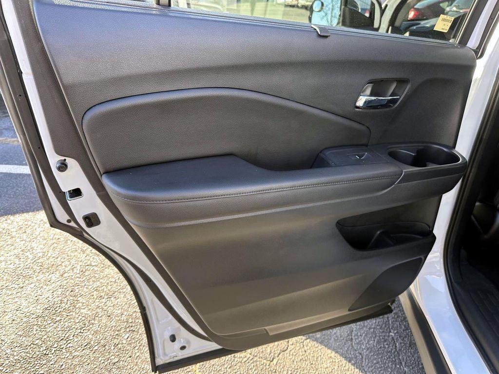 used 2021 Honda Pilot car, priced at $31,500