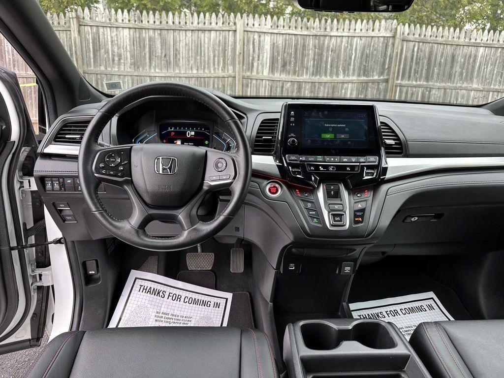 used 2024 Honda Odyssey car, priced at $35,999
