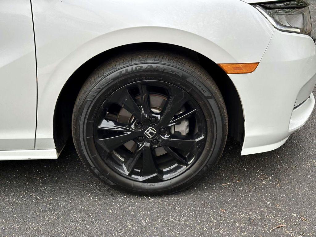 used 2024 Honda Odyssey car, priced at $35,999