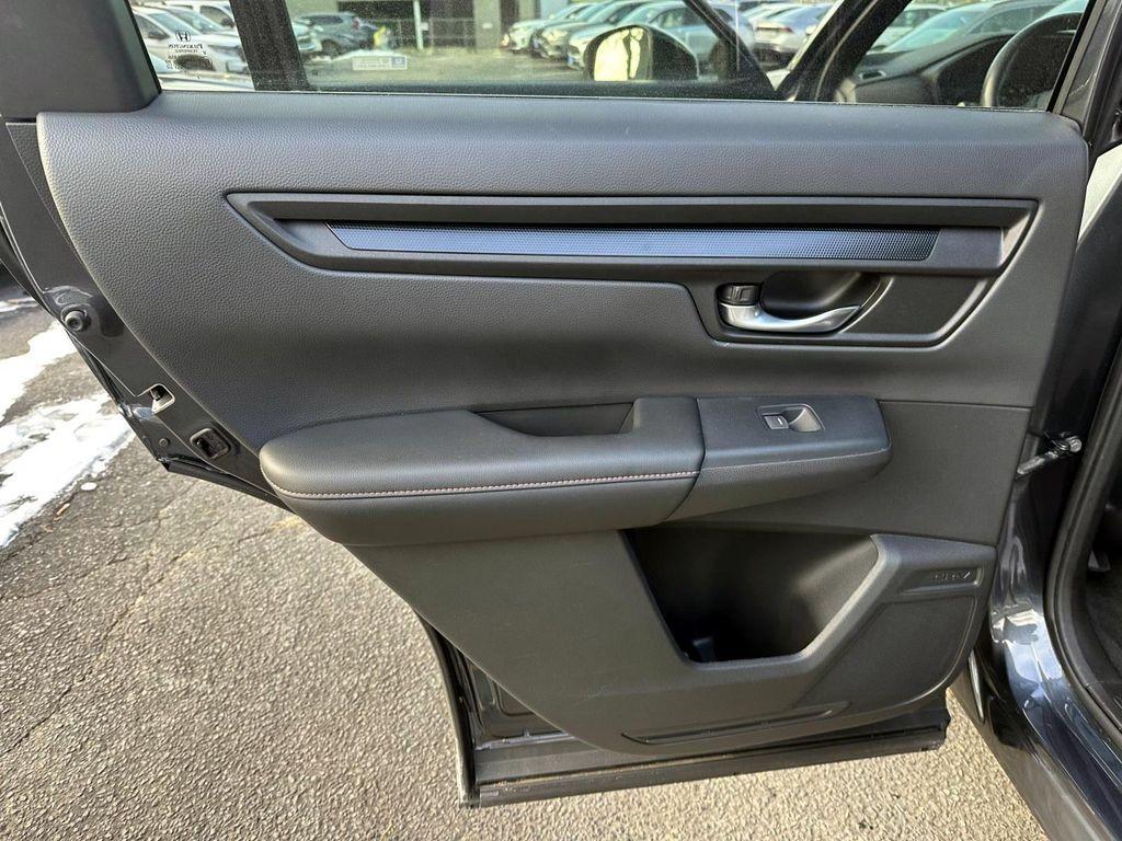 used 2024 Honda CR-V Hybrid car, priced at $31,999