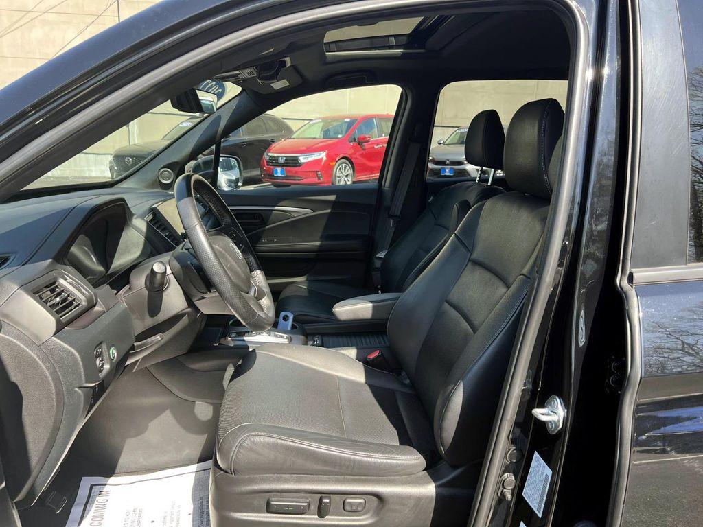 used 2022 Honda Passport car, priced at $25,999