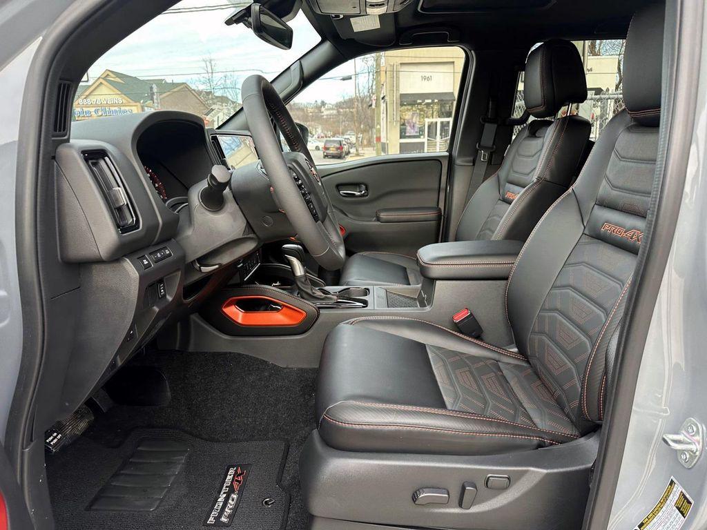 used 2025 Nissan Frontier car