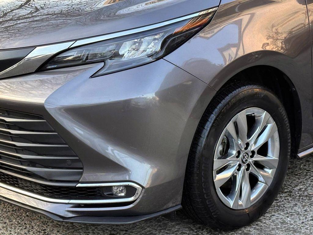 used 2024 Toyota Sienna car, priced at $45,897