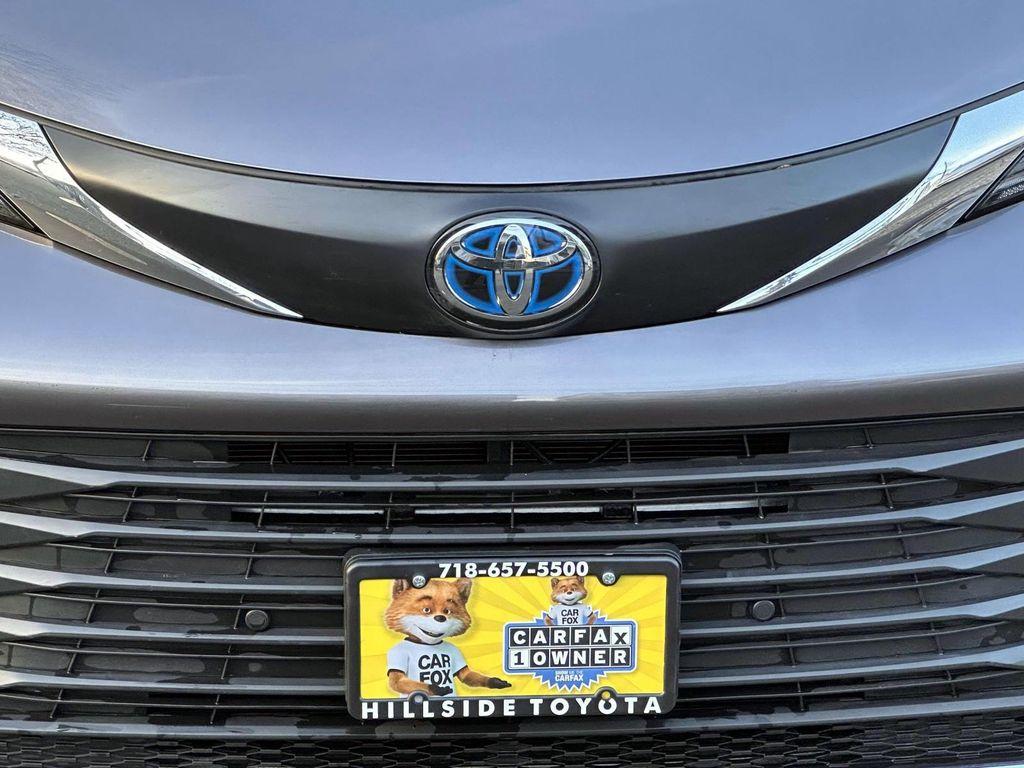 used 2024 Toyota Sienna car, priced at $45,897