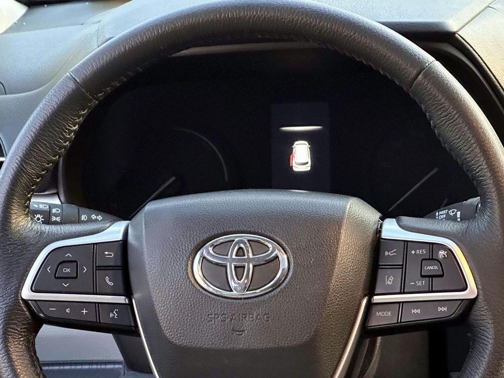 used 2024 Toyota Sienna car, priced at $45,897