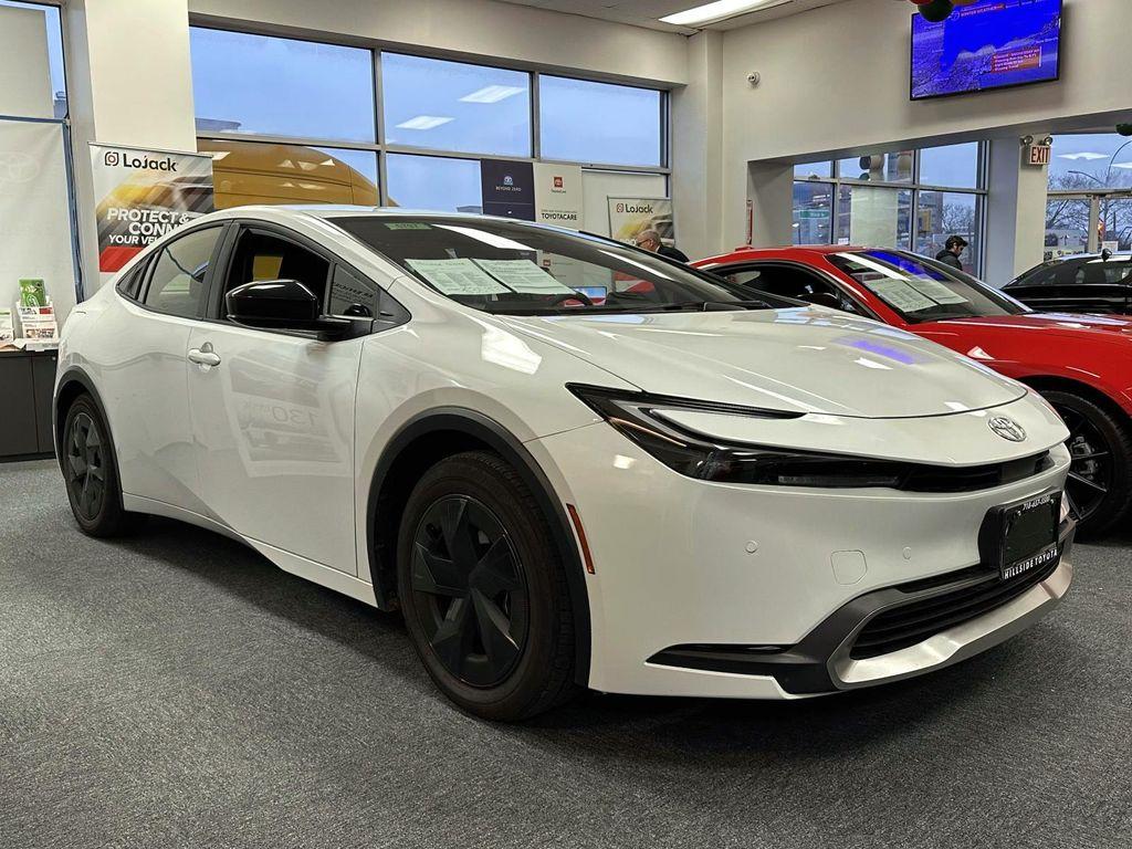used 2025 Toyota Prius Plug-In Hybrid car, priced at $32,089