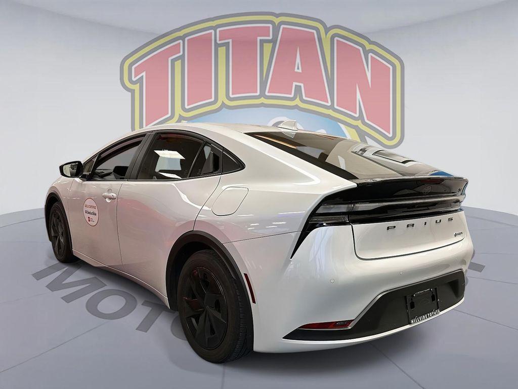 used 2025 Toyota Prius Plug-In Hybrid car, priced at $32,089