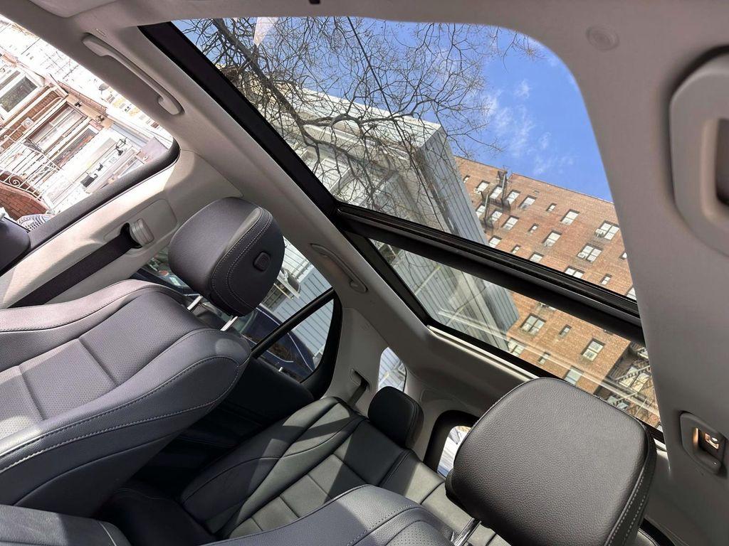 used 2025 Mercedes-Benz GLE 350 car, priced at $59,997