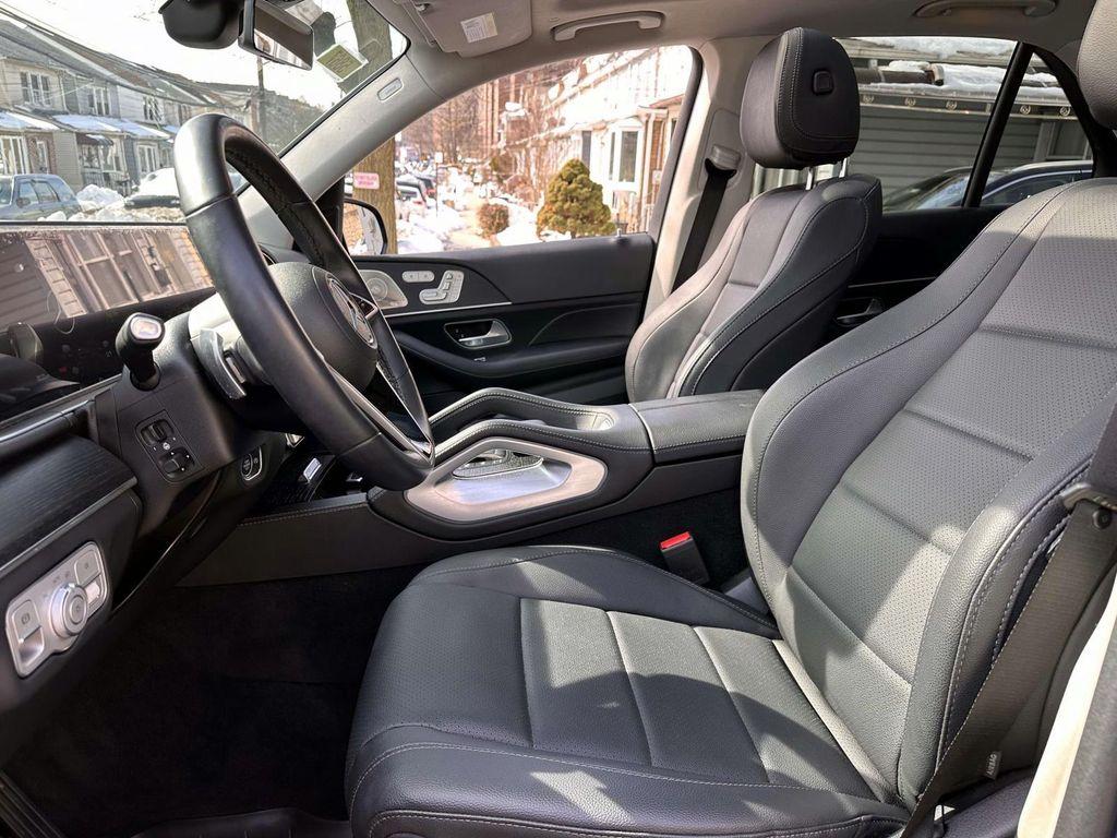 used 2025 Mercedes-Benz GLE 350 car, priced at $59,997