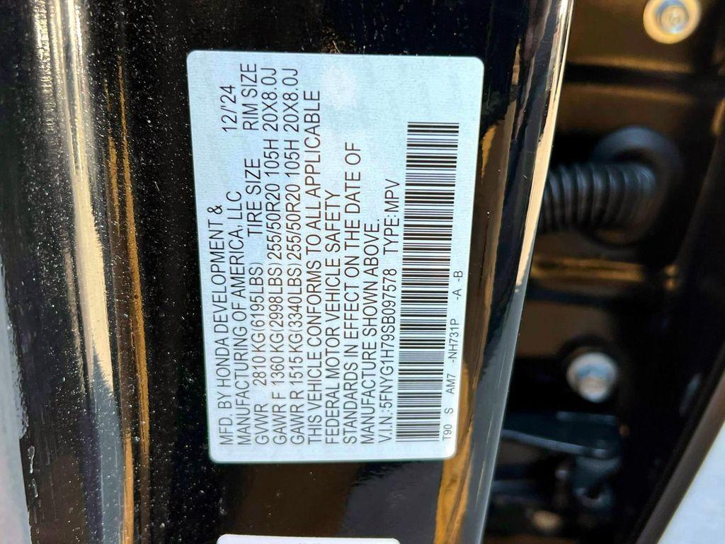 used 2025 Honda Pilot car, priced at $44,999