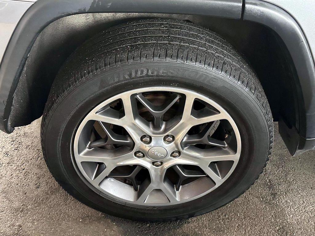 used 2020 Jeep Grand Cherokee car, priced at $21,372