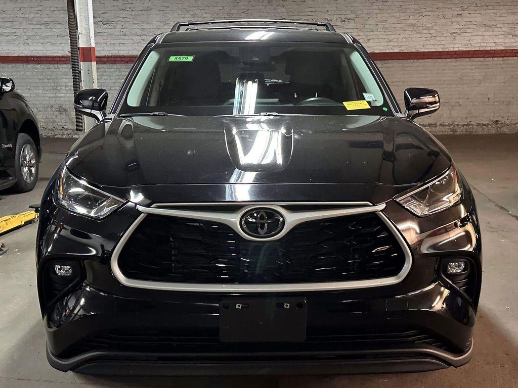 used 2023 Toyota Highlander car, priced at $32,354