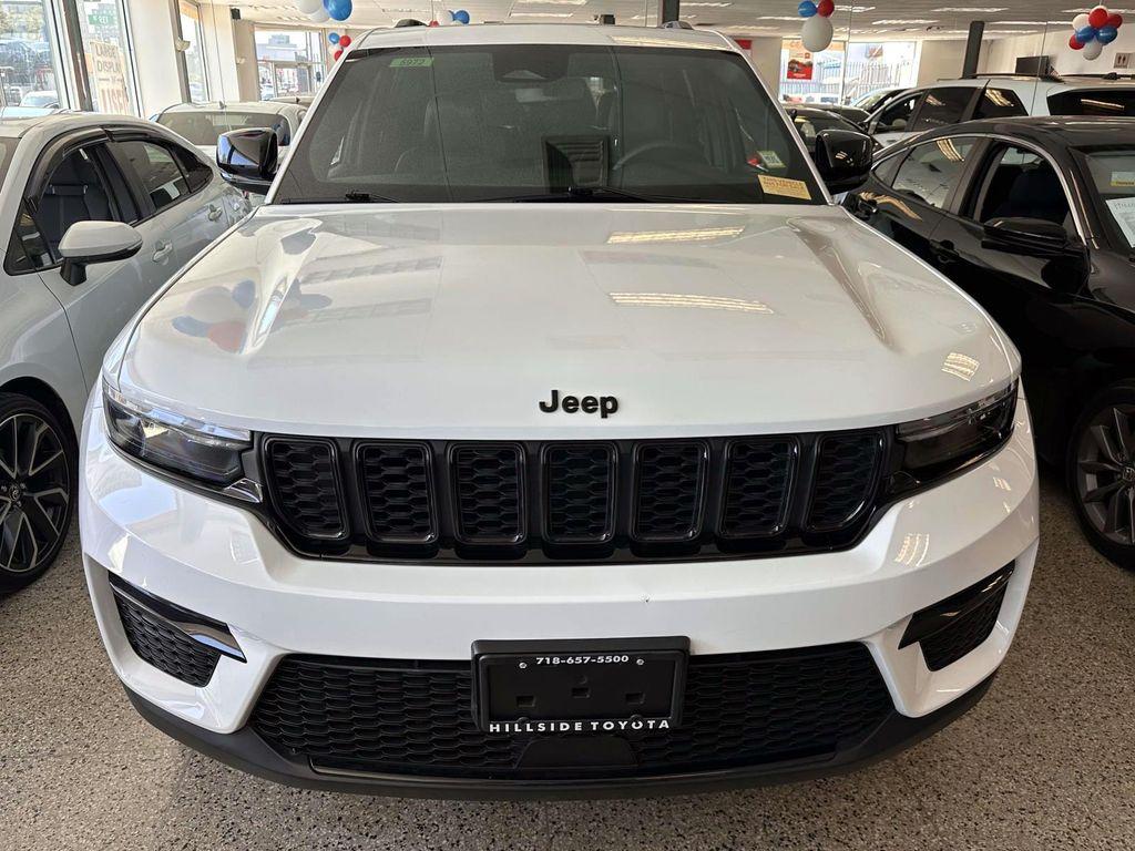 used 2024 Jeep Grand Cherokee car, priced at $32,972