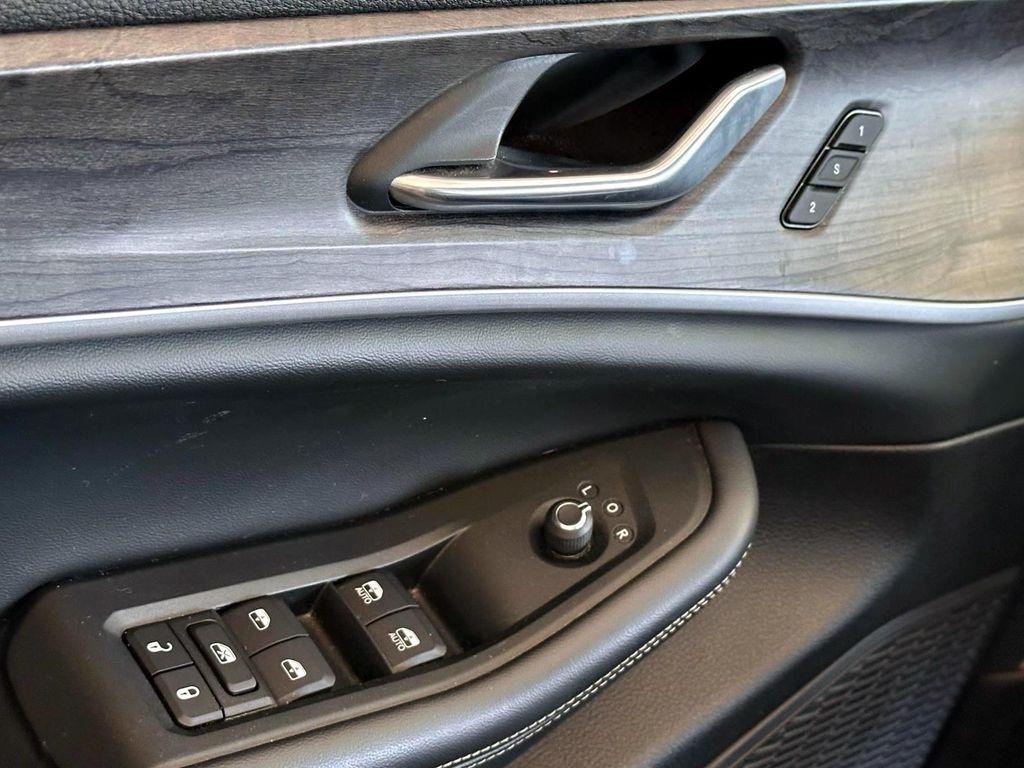 used 2024 Jeep Grand Cherokee car, priced at $32,972