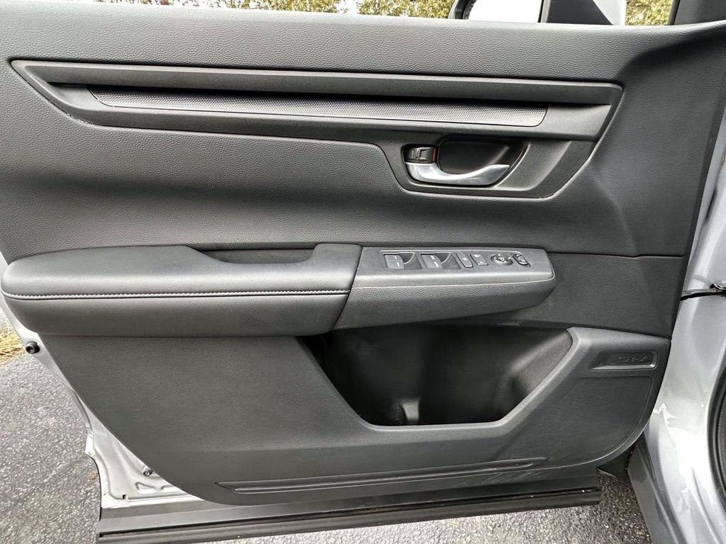 used 2023 Honda CR-V car, priced at $27,999