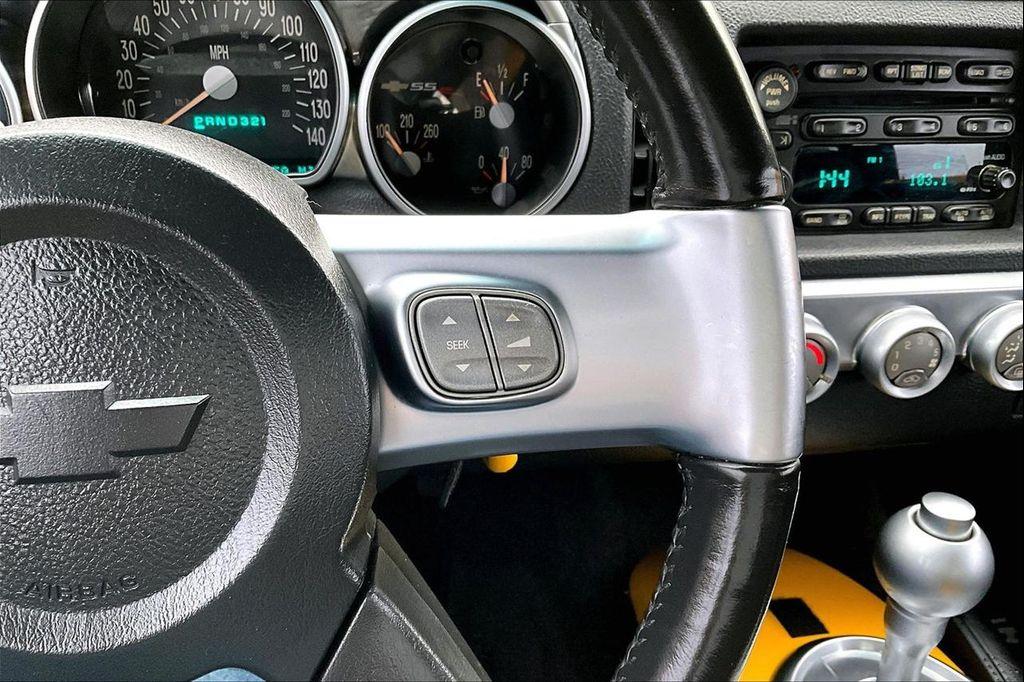 used 2004 Chevrolet SSR car, priced at $21,900