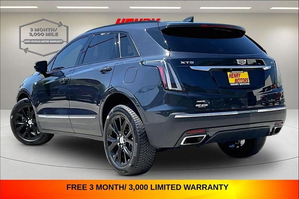 used 2021 Cadillac XT5 car, priced at $26,500
