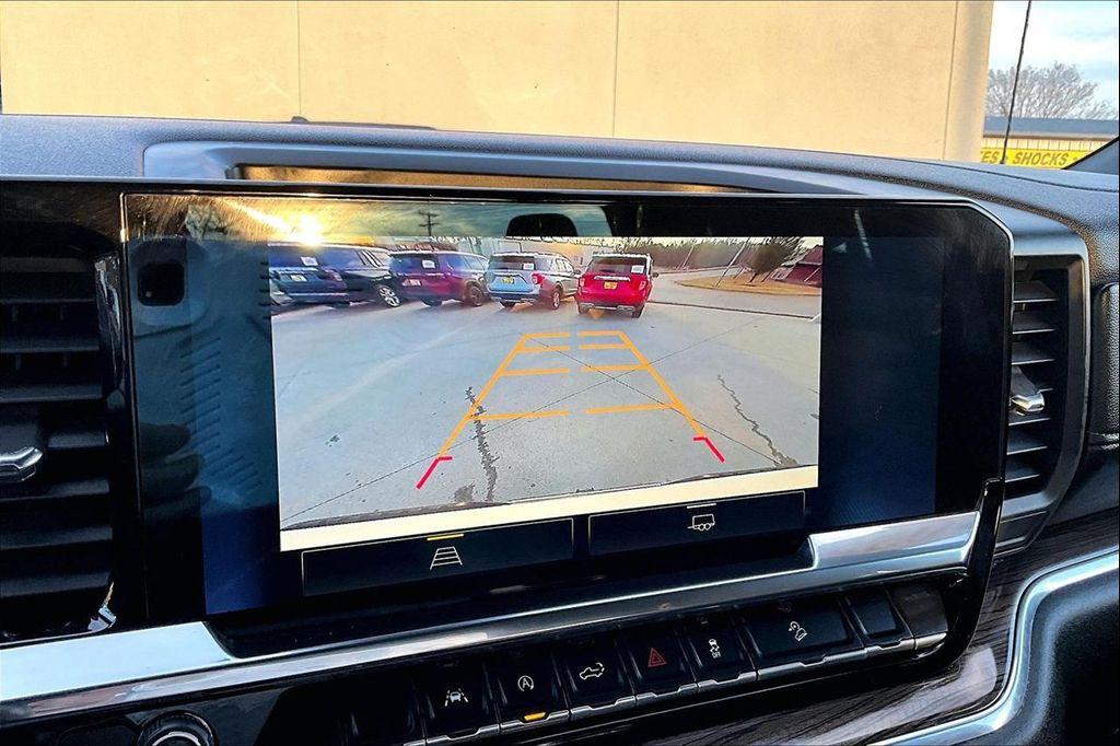 used 2025 Chevrolet Silverado 1500 car, priced at $43,900