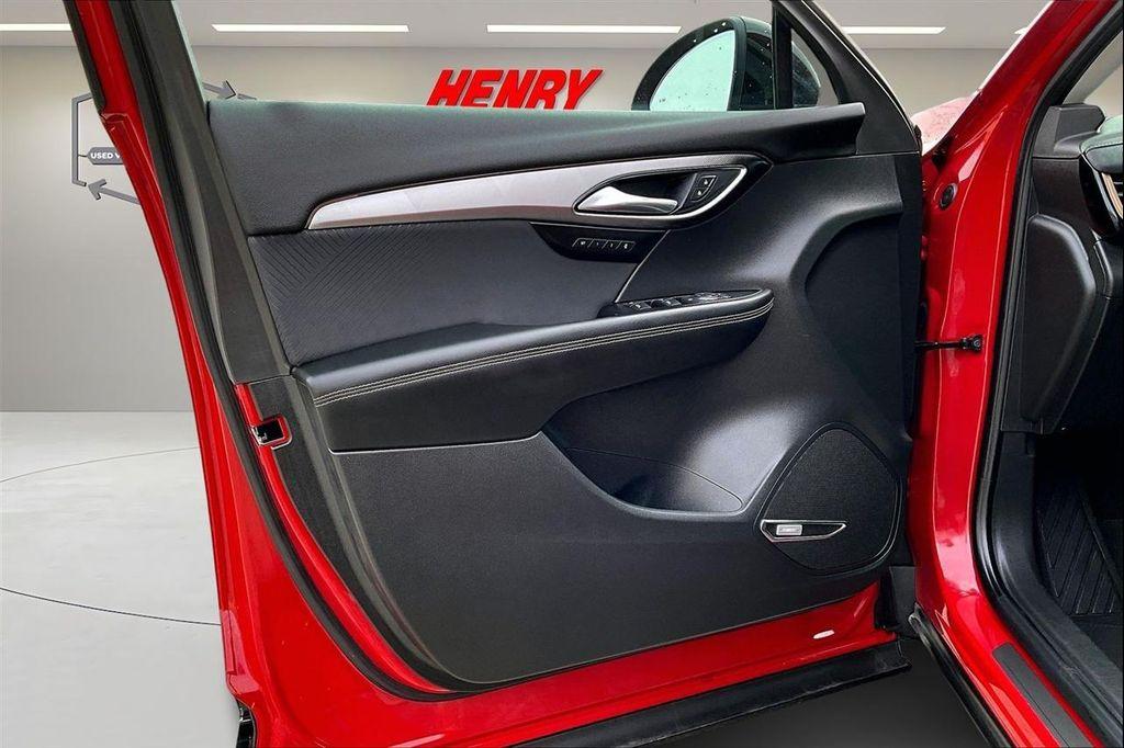 used 2025 Buick Envision car, priced at $30,900