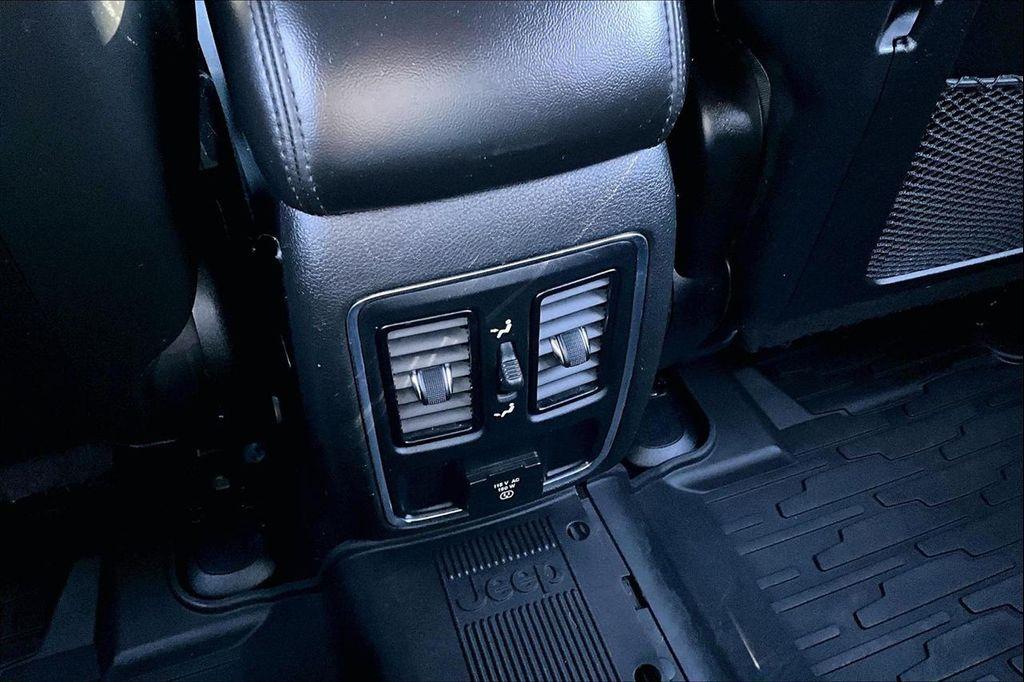 used 2021 Jeep Grand Cherokee car, priced at $19,500